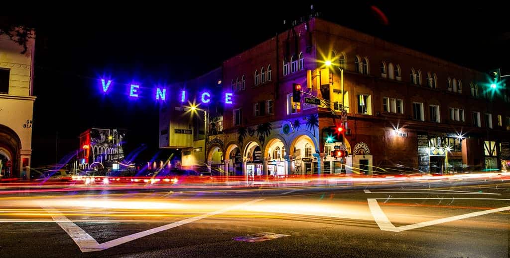 Rosie taxi cab provides airport transportation to and from Santa Monica CA