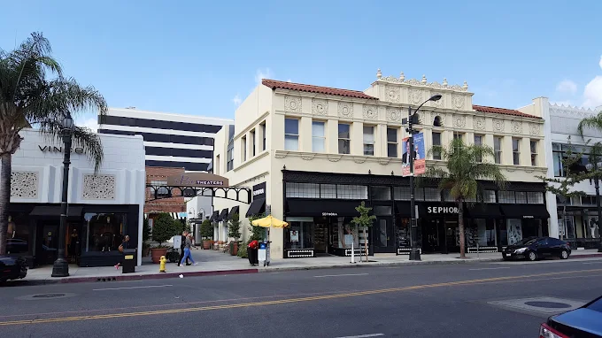Old Pasadena California shopping dining and historic district
